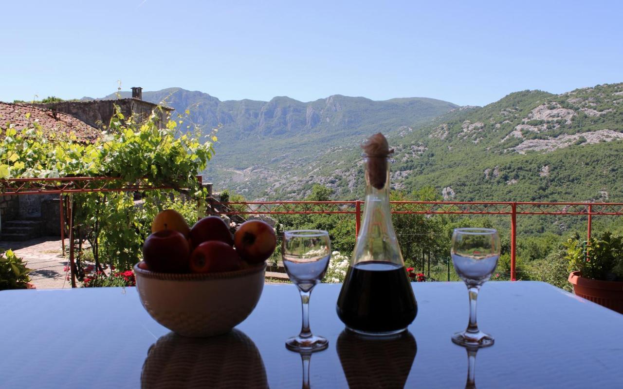 Holiday Home Gazevic Virpazar Esterno foto