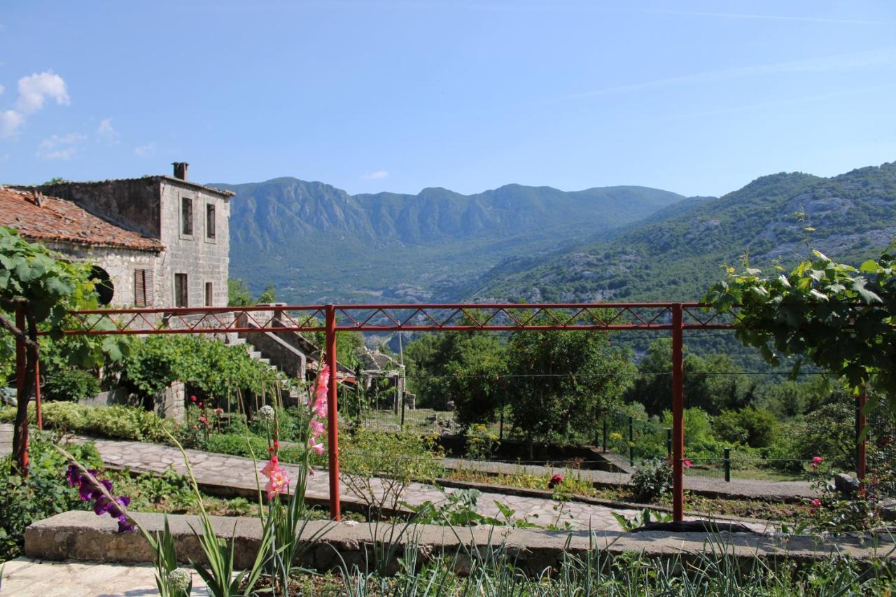 Holiday Home Gazevic Virpazar Esterno foto