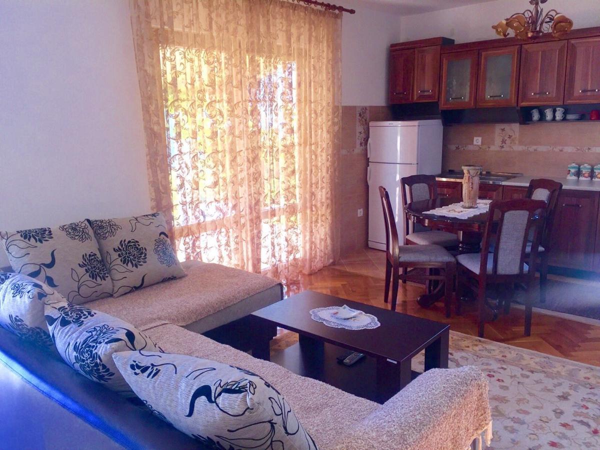 Holiday Home Gazevic Virpazar Esterno foto